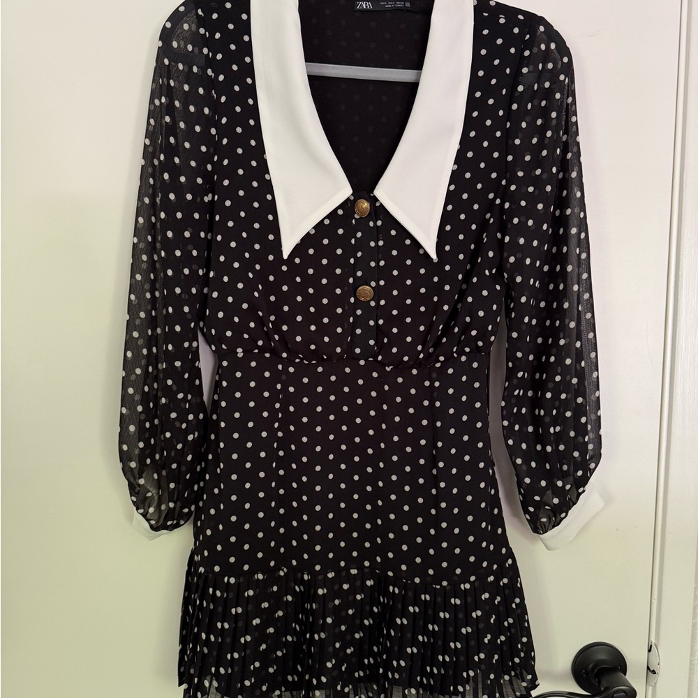 Zara Black and White Fitted Blouse with Sailor Collar